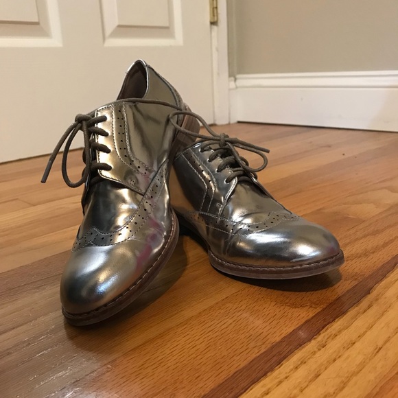 Madewell Shoes - ✨Silver Madewell Oxfords✨